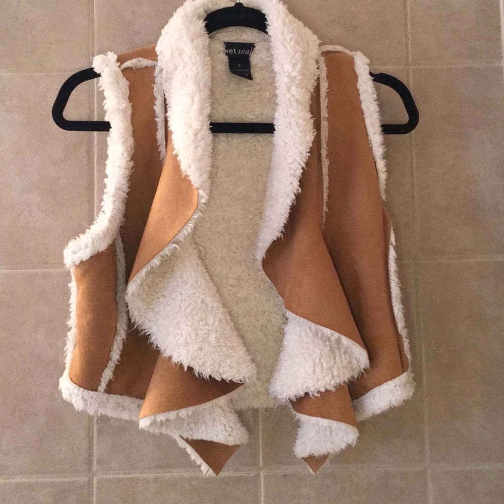Cognac fur vest